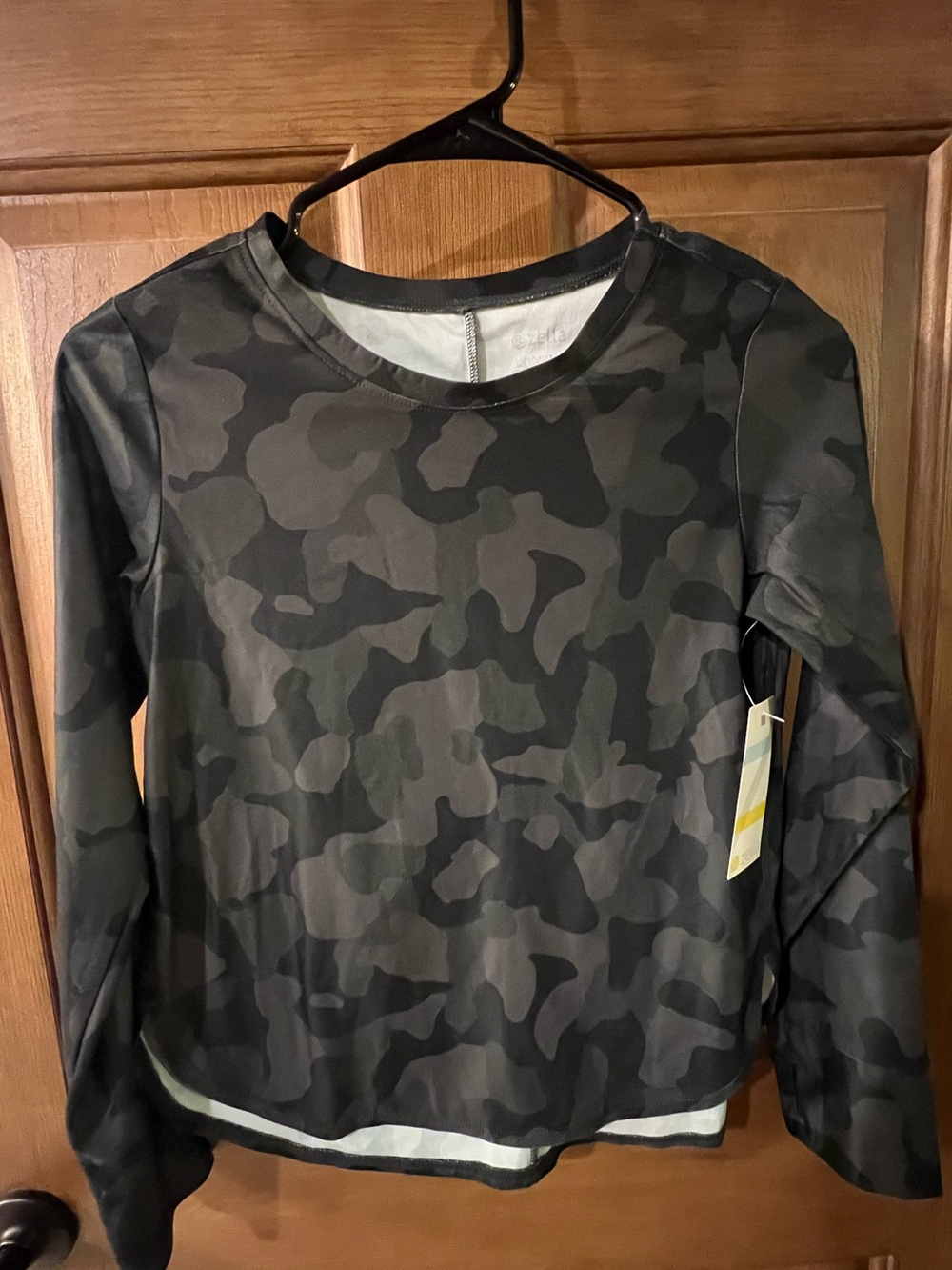 Zella Black & Gray Camo Long-Sleeve Active Top